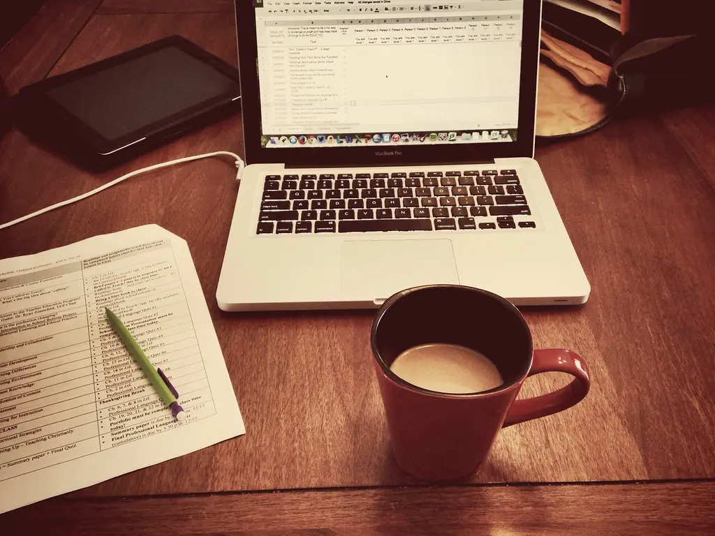 Effective Career Development Strategies for Remote Workers: Proven Professional Development for Remote Teams - work-from-home, business-essentials, business