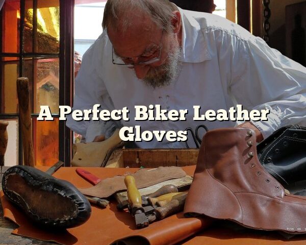 A Perfect Biker Leather Gloves