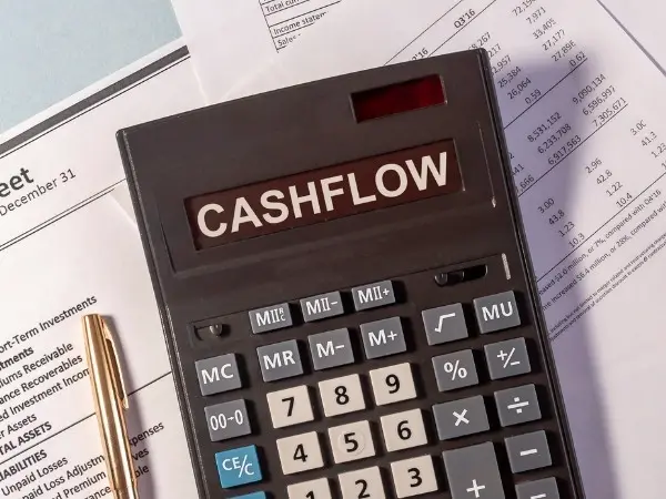Managing Cash Flow for Seasonal Businesses - business